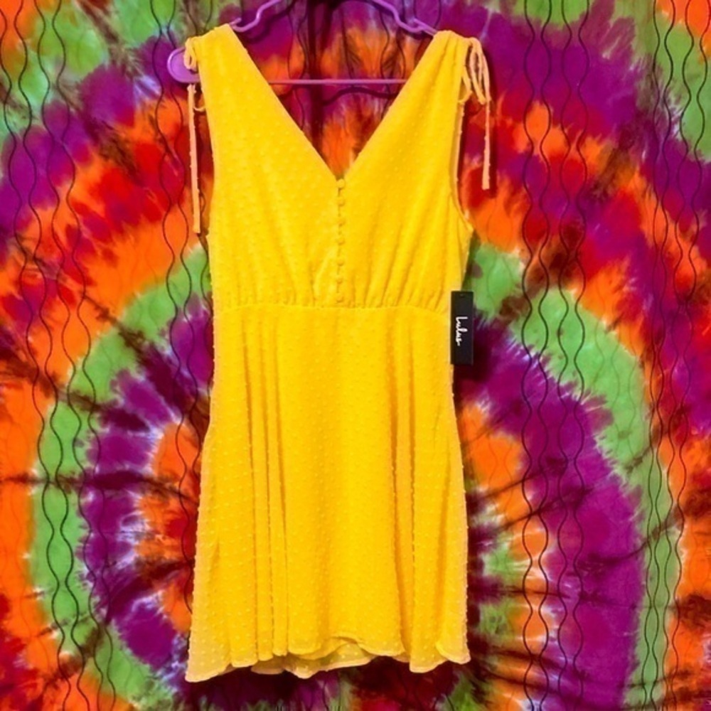 Lulus NWT yellow midi dress size small